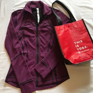 🍋LULULEMON ATHLETICA DEFINE JACKET🍋